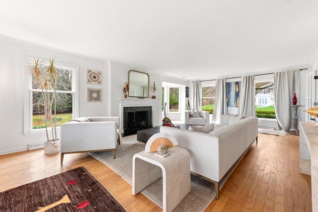 8035 N Beach DRIVE, Fox Point, WI 53217