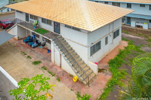 94-769 Haakoa Place, Waipahu, HI 96797