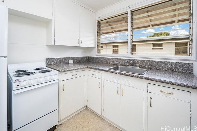 94-769 Haakoa Place, Waipahu, HI 96797