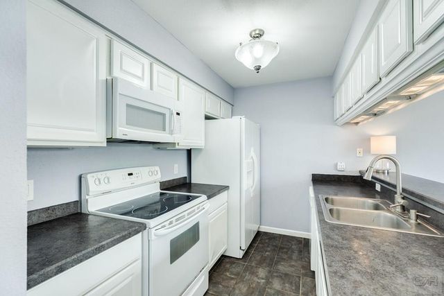 10209 Schaper, Galveston, TX 77554