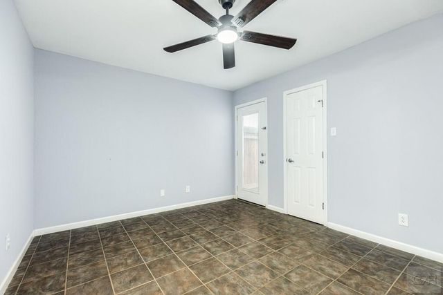 10209 Schaper, Galveston, TX 77554