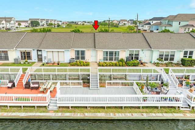 10209 Schaper, Galveston, TX 77554