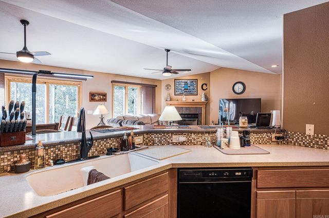 36 Fonsagrada Circle, Hot Springs Village, AR 71909