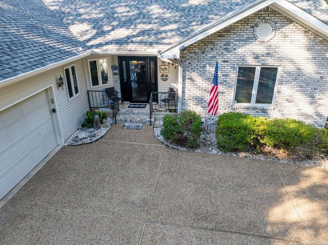 36 Fonsagrada Circle, Hot Springs Village, AR 71909