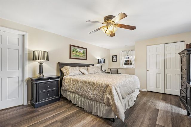 1503 Laurel Court, Sleepy Hollow, IL 60118