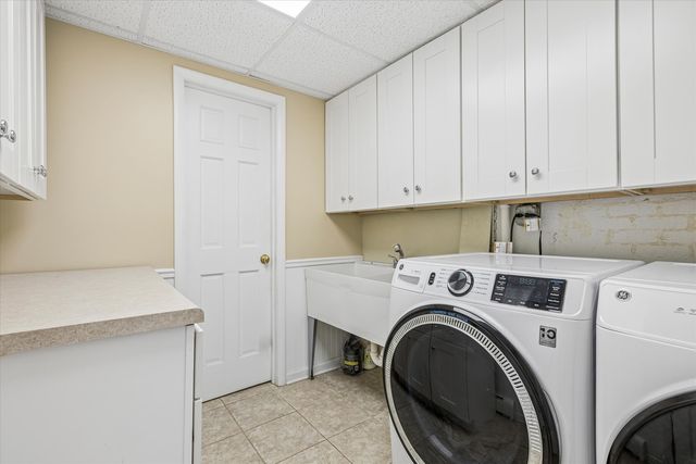 1503 Laurel Court, Sleepy Hollow, IL 60118