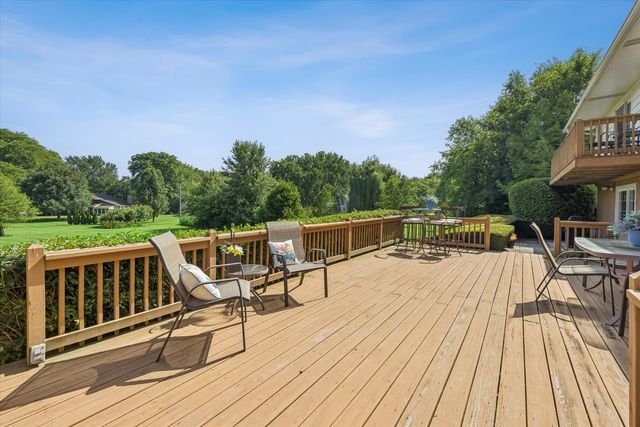 1503 Laurel Court, Sleepy Hollow, IL 60118