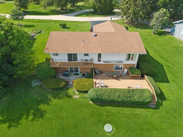 1503 Laurel Court, Sleepy Hollow, IL 60118