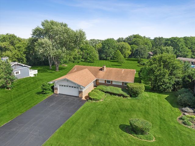 1503 Laurel Court, Sleepy Hollow, IL 60118