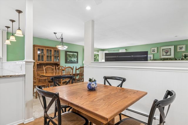 1503 Laurel Court, Sleepy Hollow, IL 60118
