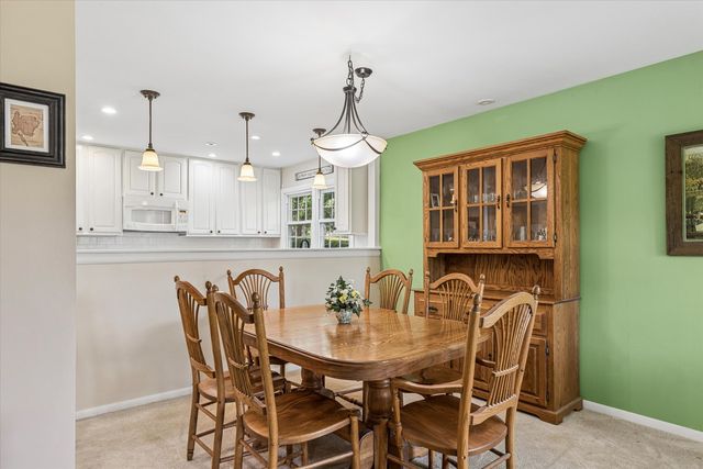 1503 Laurel Court, Sleepy Hollow, IL 60118