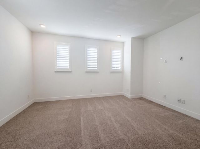 8292 Triplefin Way, Elk Grove, CA 95757