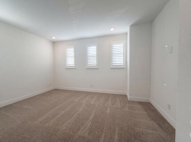 8292 Triplefin Way, Elk Grove, CA 95757