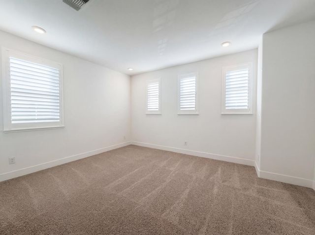 8292 Triplefin Way, Elk Grove, CA 95757