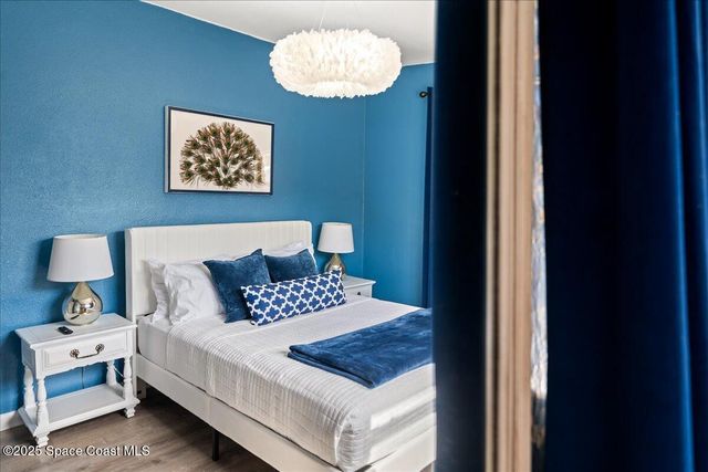 1350 S Orlando Avenue S, Cocoa Beach, FL 32931