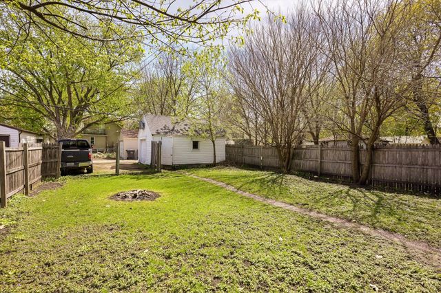 1096 23rd Avenue SE, Minneapolis, MN 55414