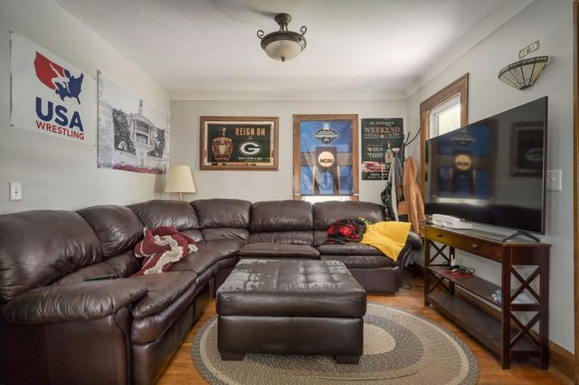 1096 23rd Avenue SE, Minneapolis, MN 55414