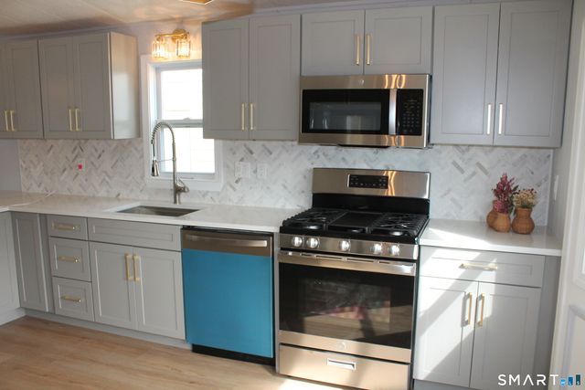 15 Laurel View, Wallingford, CT 06492