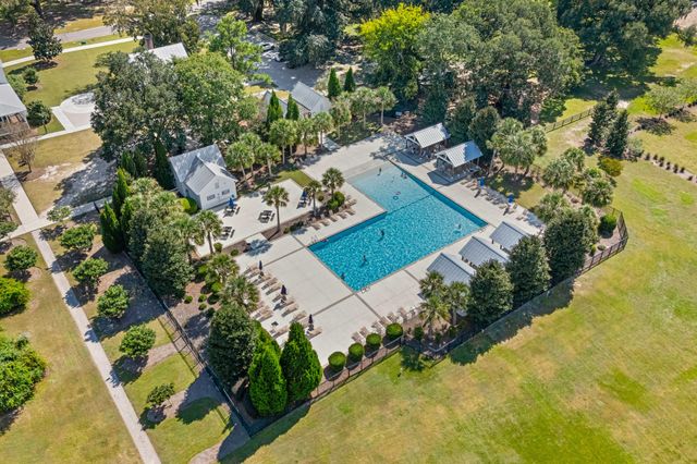 202 Lynx Lane, Summerville, SC 29483
