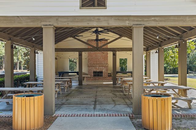 202 Lynx Lane, Summerville, SC 29483