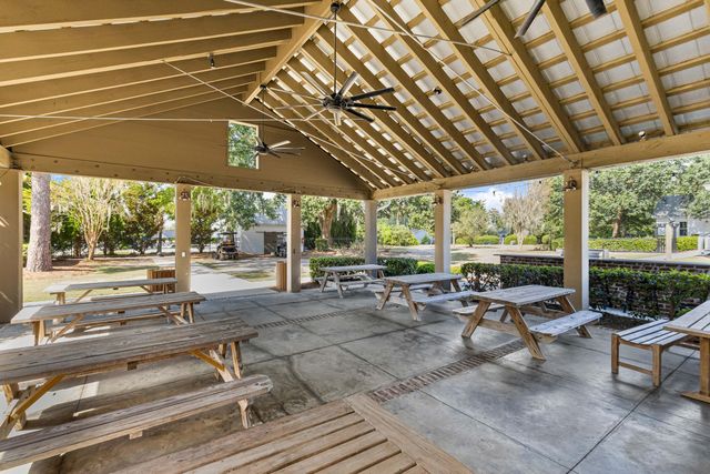 202 Lynx Lane, Summerville, SC 29483