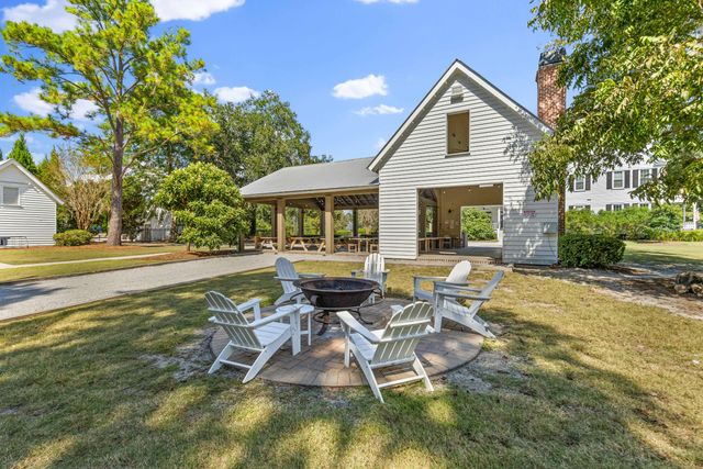 202 Lynx Lane, Summerville, SC 29483