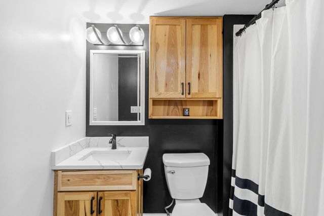 3650 Blue Jay Way, Eagan, MN 55123