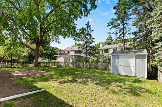 3650 Blue Jay Way, Eagan, MN 55123