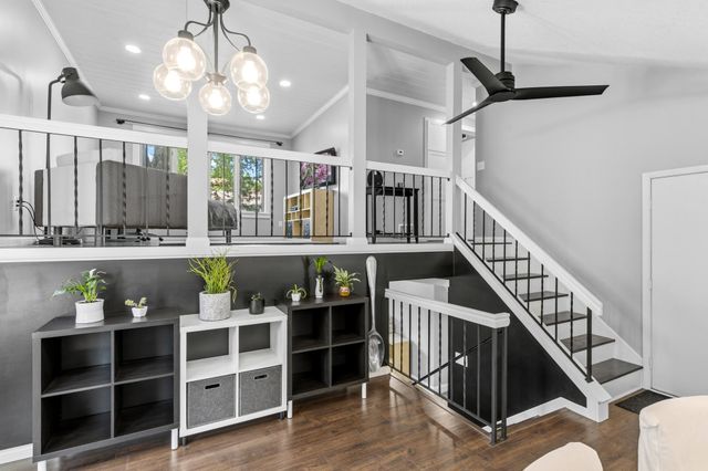 3650 Blue Jay Way, Eagan, MN 55123