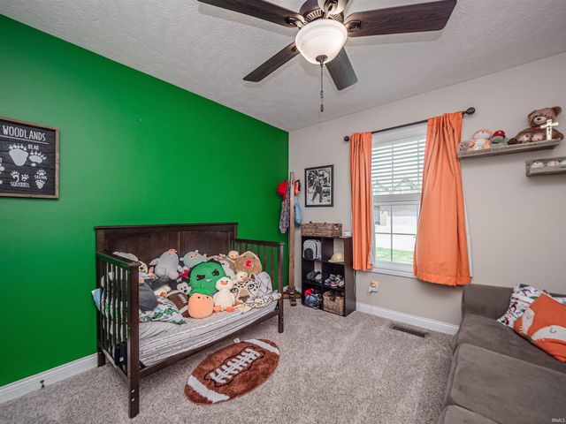 8802 Wynnfield Drive, Evansville, IN 47725