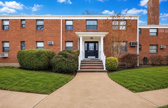 1201 E Broadway H-22, Hewlett, NY 11557
