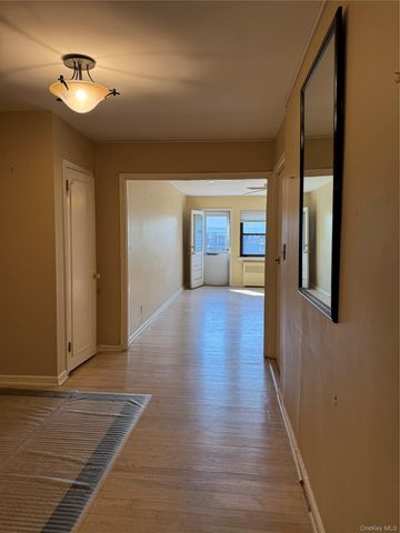 1201 E Broadway H-22, Hewlett, NY 11557