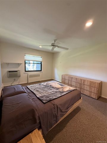 1201 E Broadway H-22, Hewlett, NY 11557