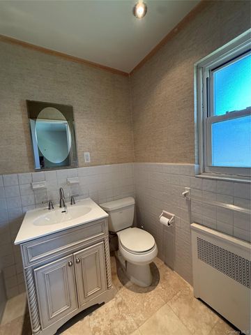 1201 E Broadway H-22, Hewlett, NY 11557