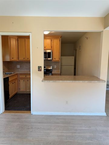 1201 E Broadway H-22, Hewlett, NY 11557
