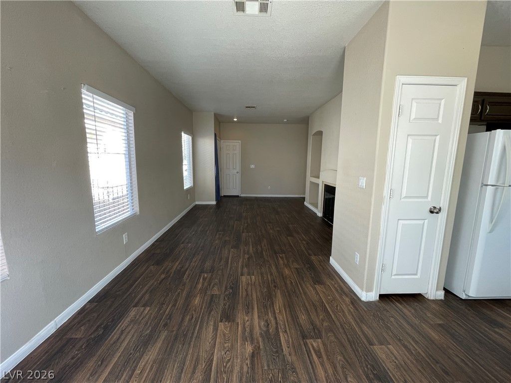 7873 Blue Brook Drive, Las Vegas, NV 89147 — photo 4