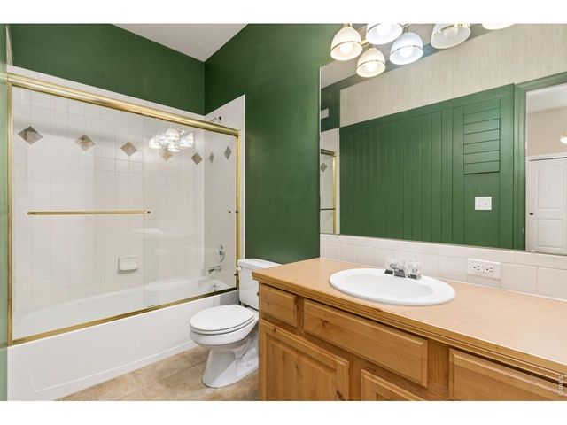 8493 Castaway Dr, Windsor, CO 80528