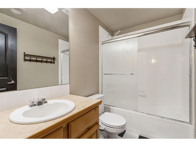 8493 Castaway Dr, Windsor, CO 80528