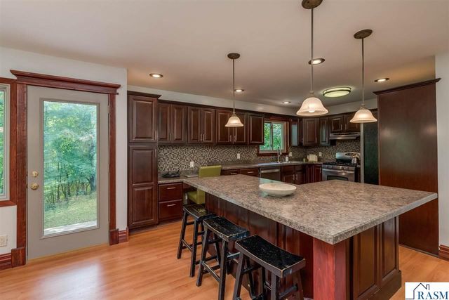 373 Carol Court, North Mankato, MN 56003