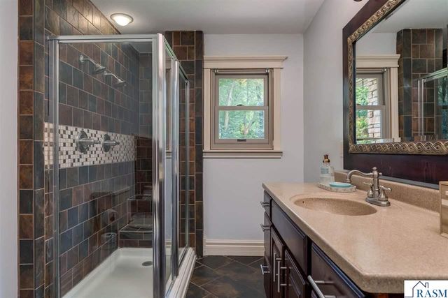 373 Carol Court, North Mankato, MN 56003