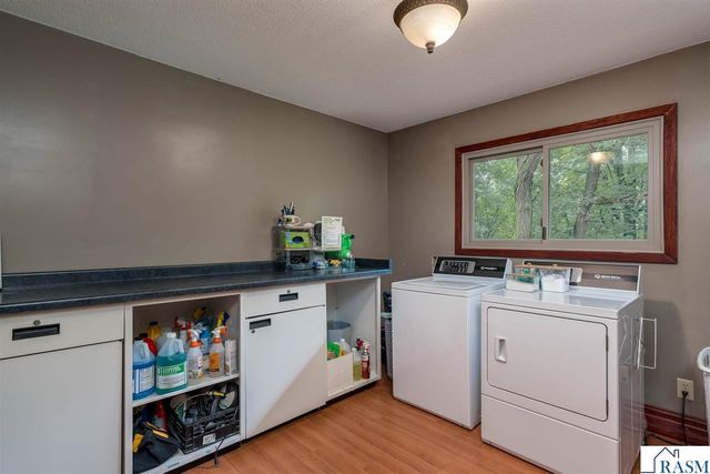 373 Carol Court, North Mankato, MN 56003