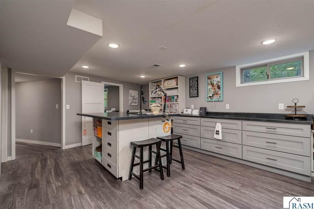 373 Carol Court, North Mankato, MN 56003