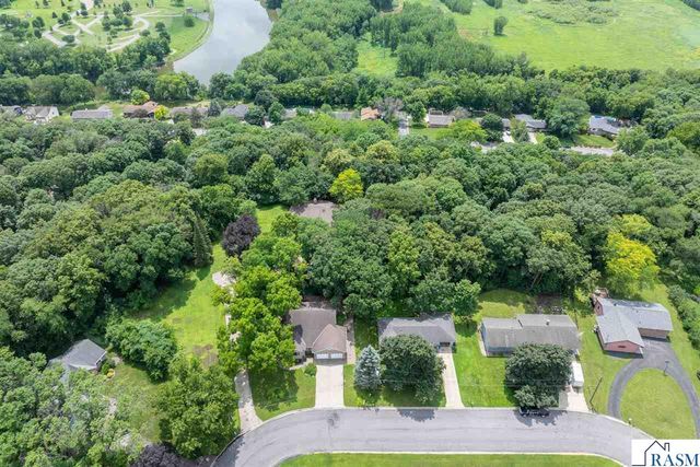 373 Carol Court, North Mankato, MN 56003