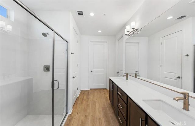 25328 Violane Drive, Menifee, CA 92585