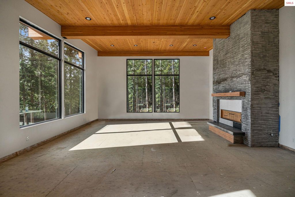 292 Fairway View Drive, Sandpoint, ID 83864 photo 9