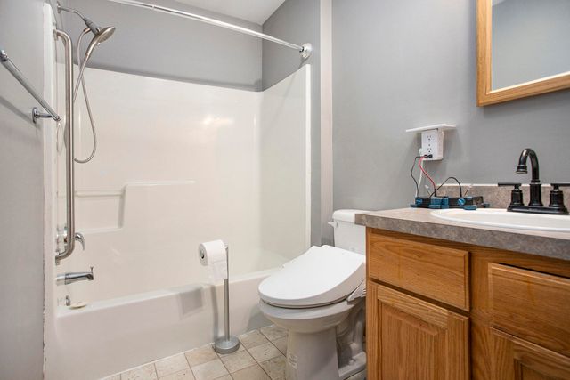 23317 Michigan Avenue, Mendon, MI 49072