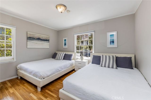 1700 Glendon, Los Angeles, CA 90024