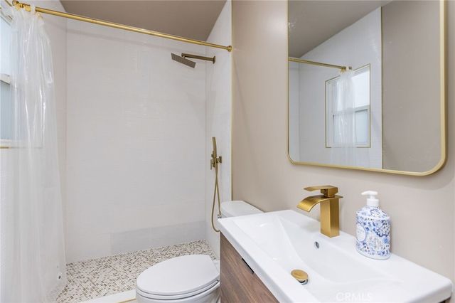 1700 Glendon, Los Angeles, CA 90024