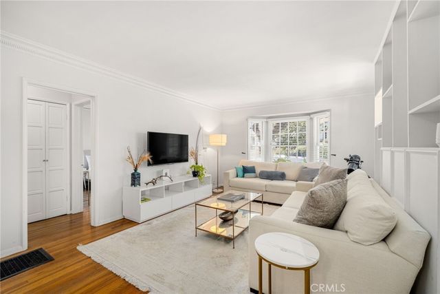 1700 Glendon, Los Angeles, CA 90024