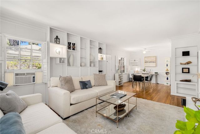 1700 Glendon, Los Angeles, CA 90024